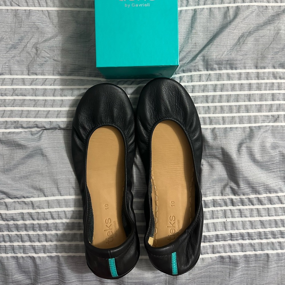 Tieks Matte Black